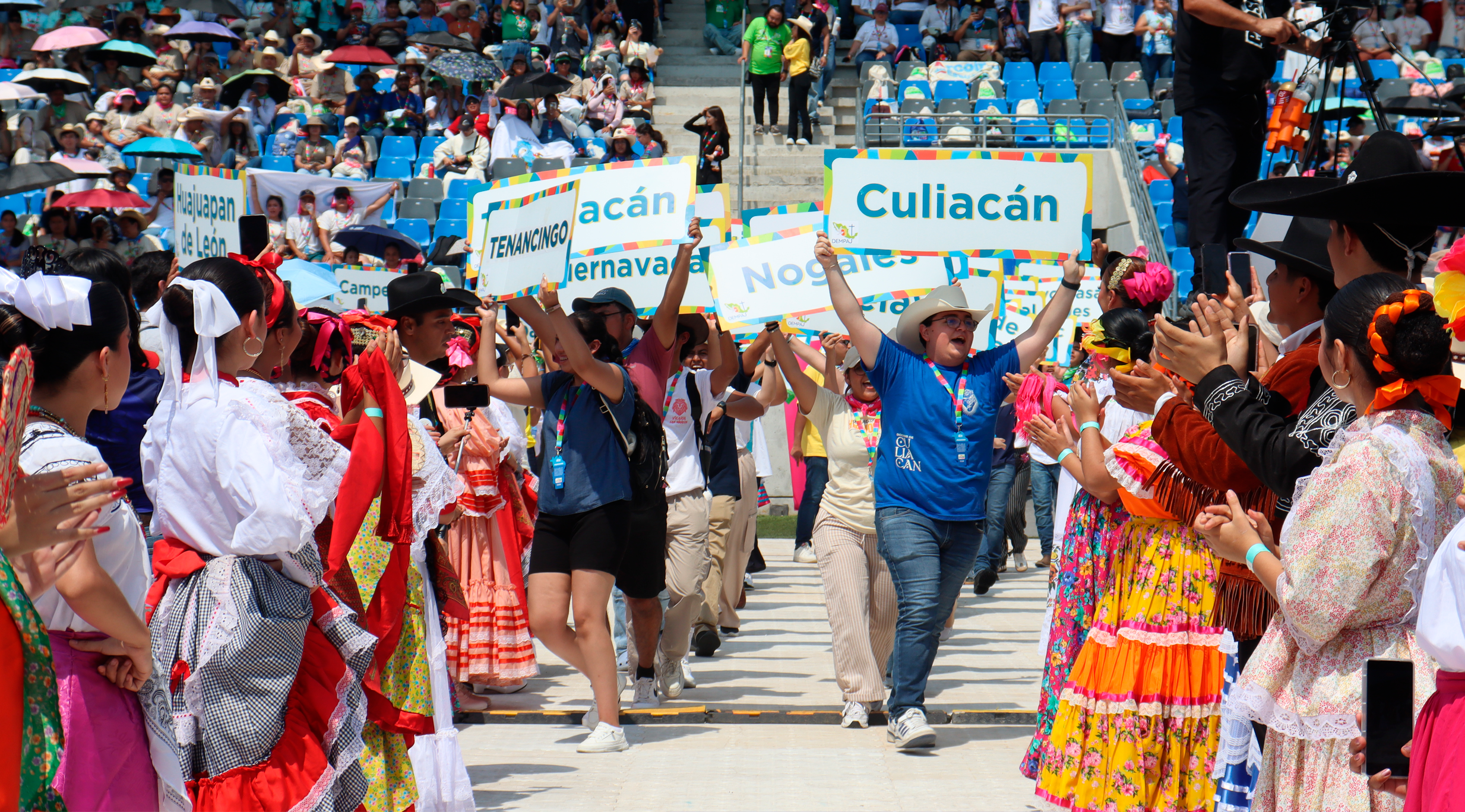 Más de 10 mil jóvenes mexicanos renovaron su compromiso de fe en la III Jornada Nacional de la Juventud